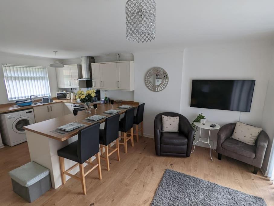 The Kilsyth,Detached Bungalow Warrington Ngoại thất bức ảnh