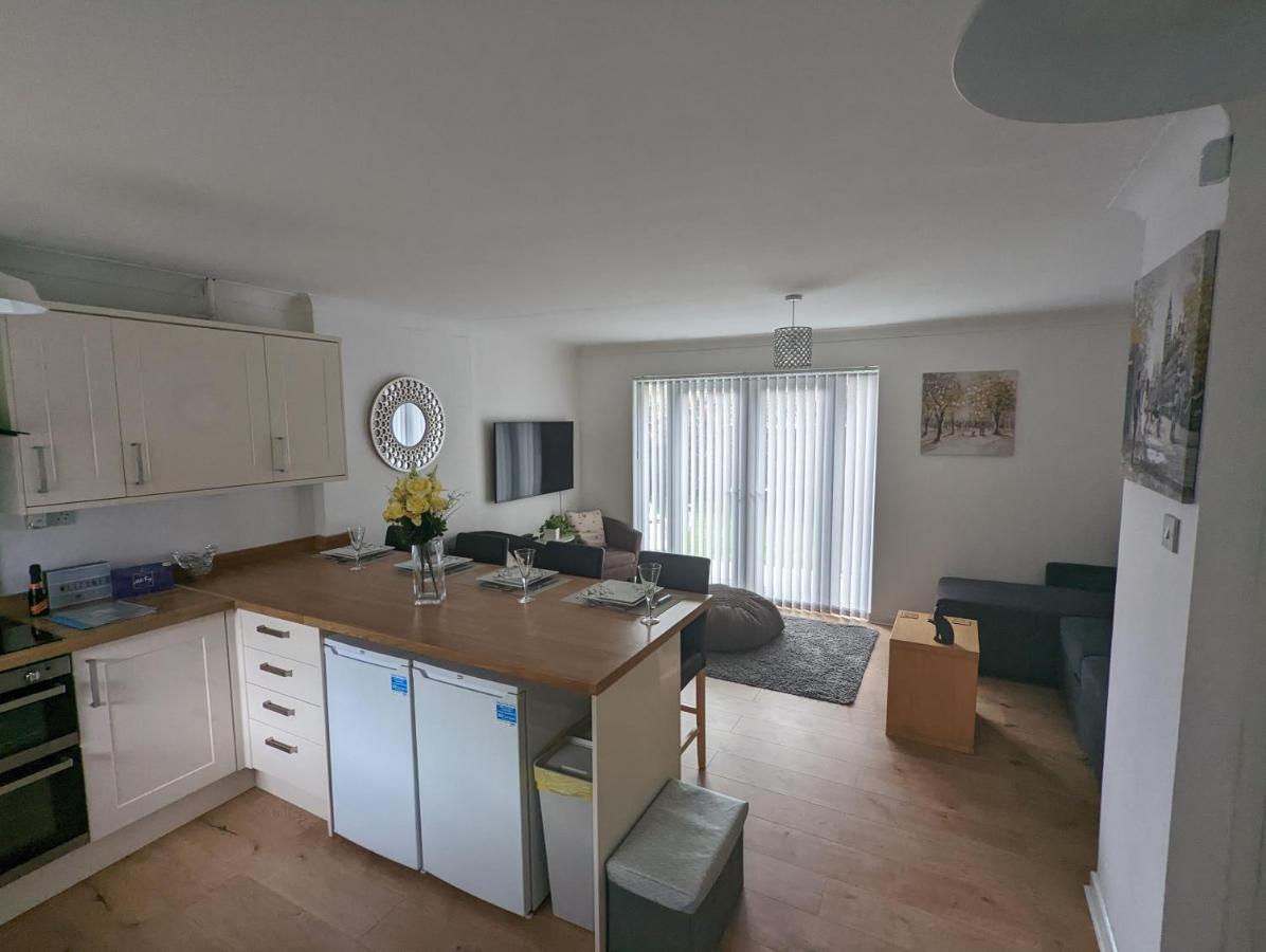The Kilsyth,Detached Bungalow Warrington Ngoại thất bức ảnh